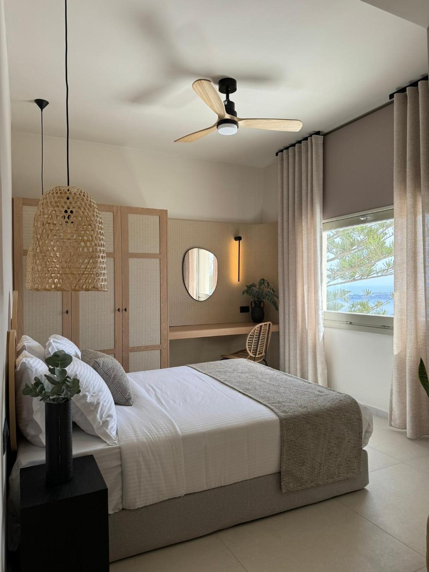 Morfes Luxury Residence Firostefani Exterior foto